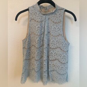 Sleeveless high neck blue lace crop top XS